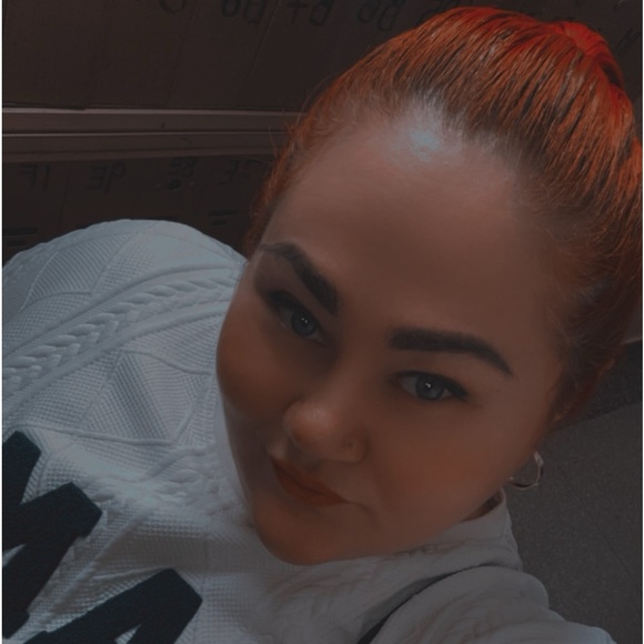 Meet your new posher :) - Picture 11 of 16